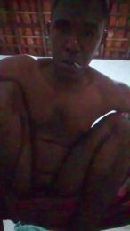 06829793335 webcam model stream image