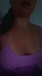 Madlen_ webcam model stream image