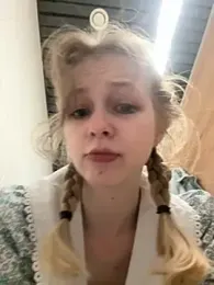 julie-bae webcam model stream image