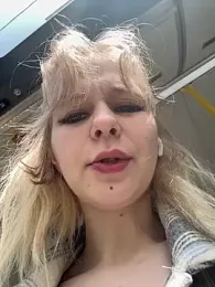 julie-bae webcam stripchat model stream image