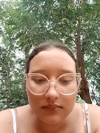 youngmilker01 webcam model stream image