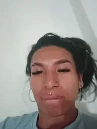 MeelFox webcam model stream image