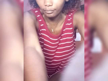 Aliah8 webcam bongacams model stream image