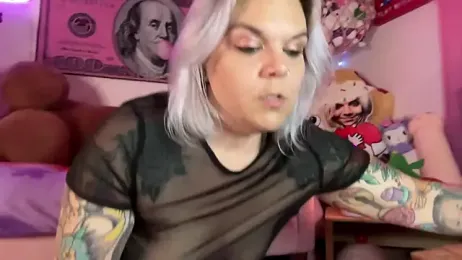 CherryBombBomb webcam model stream image