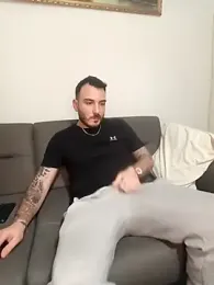 DEEPWOLFF webcam model stream image