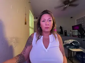 bossyroxy84 webcam model stream image