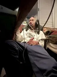 Sextoyguy420 webcam model stream image