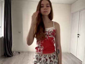 Lil-RO-XO webcam bongacams model stream image