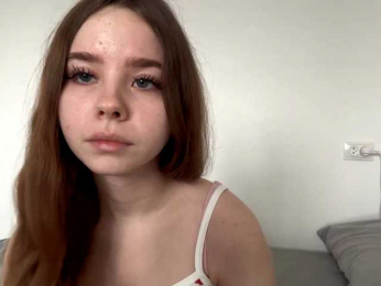 Lil-RO-XO webcam model stream image