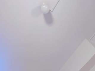 kendall-silver webcam model stream image