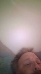 Incrediblebulk webcam model stream image