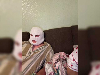KrisMaks webcam model stream image