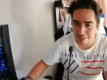 wowcum webcam model stream image