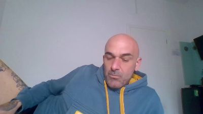 ilciuciu20 webcam cam4 model stream image