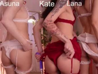 lovely_lo webcam model stream image