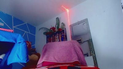 sextshotlatin webcam model stream image