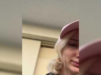 Angelina_1 webcam model stream image