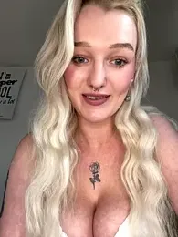 lovecassyrose webcam stripchat model stream image