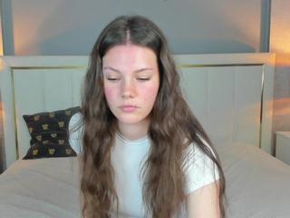 Lina Rainer webcam model stream image