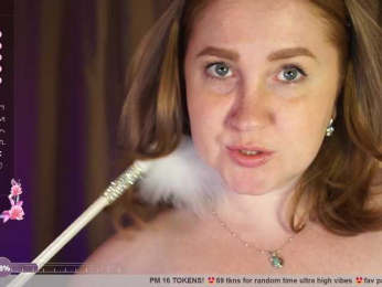 PusssyJuicy webcam model stream image