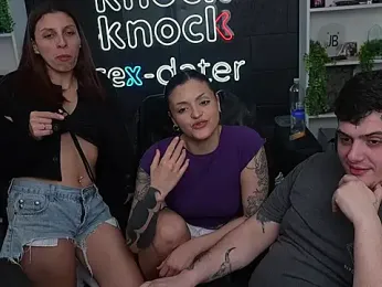 KnockKnockClub webcam model stream image