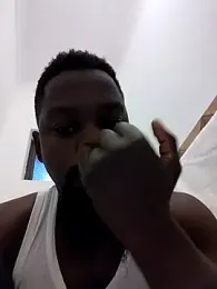 Chocolate_factory_man webcam model stream image