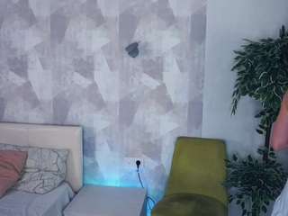 monafulford webcam model stream image