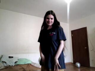 Primrose Buffkin webcam model stream image