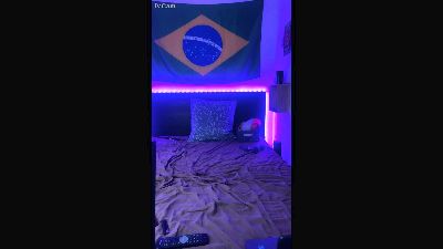 Analiko webcam model stream image
