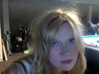 rina_the_great webcam model stream image