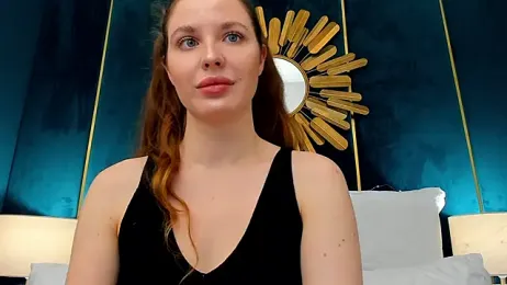 MonaRicci webcam model stream image