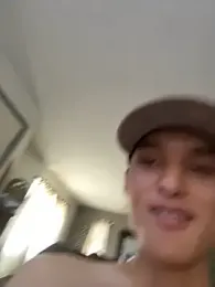 harfuch webcam model stream image