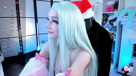 MilkyCute webcam model stream image