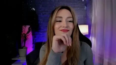 Rosalyin webcam model stream image