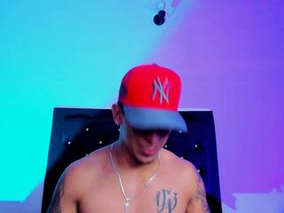 Mattew Dluca webcam model stream image