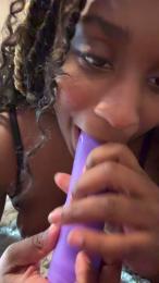 Ebonymommy webcam cam4 model stream image