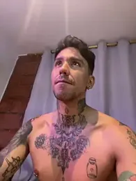 MR_EITHAN webcam model stream image