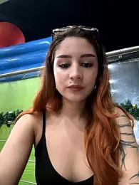 Mon_Cherry webcam model stream image