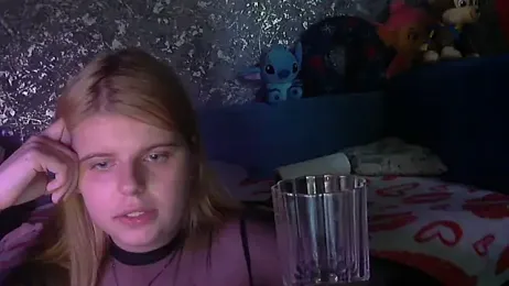 vitaminka_cc webcam model stream image