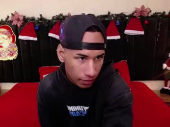 soft_attraction webcam model stream image