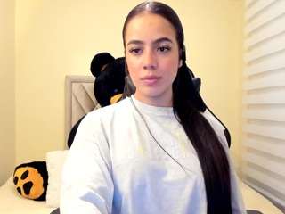 salomebrunette webcam model stream image