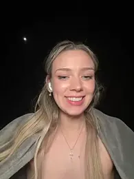 HopeHeaven webcam model stream image