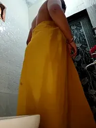 Monalisha1995 webcam model stream image