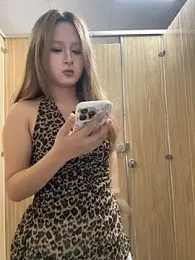 yuki_june webcam stripchat model stream image