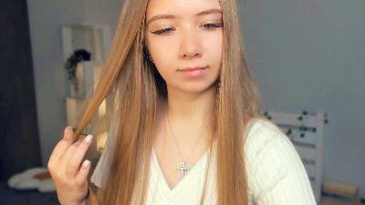 LynBinford webcam model stream image