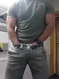 trainwithme webcam model stream image