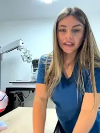 alicee16 webcam stripchat model stream image