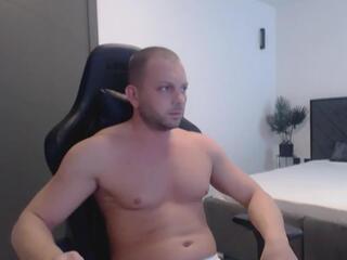 Leo Alpha webcam flirt4free model stream image