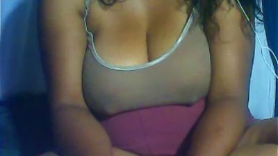 STARBIA webcam model stream image