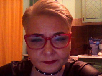 Dominiana123 webcam model stream image